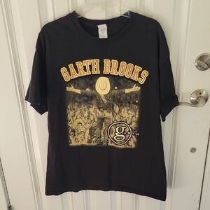 Garth Brooks Shirt - Thunder Rolls On Thunder Ridge Sept.30 Oct.1 - 2, 2022 Sz.L